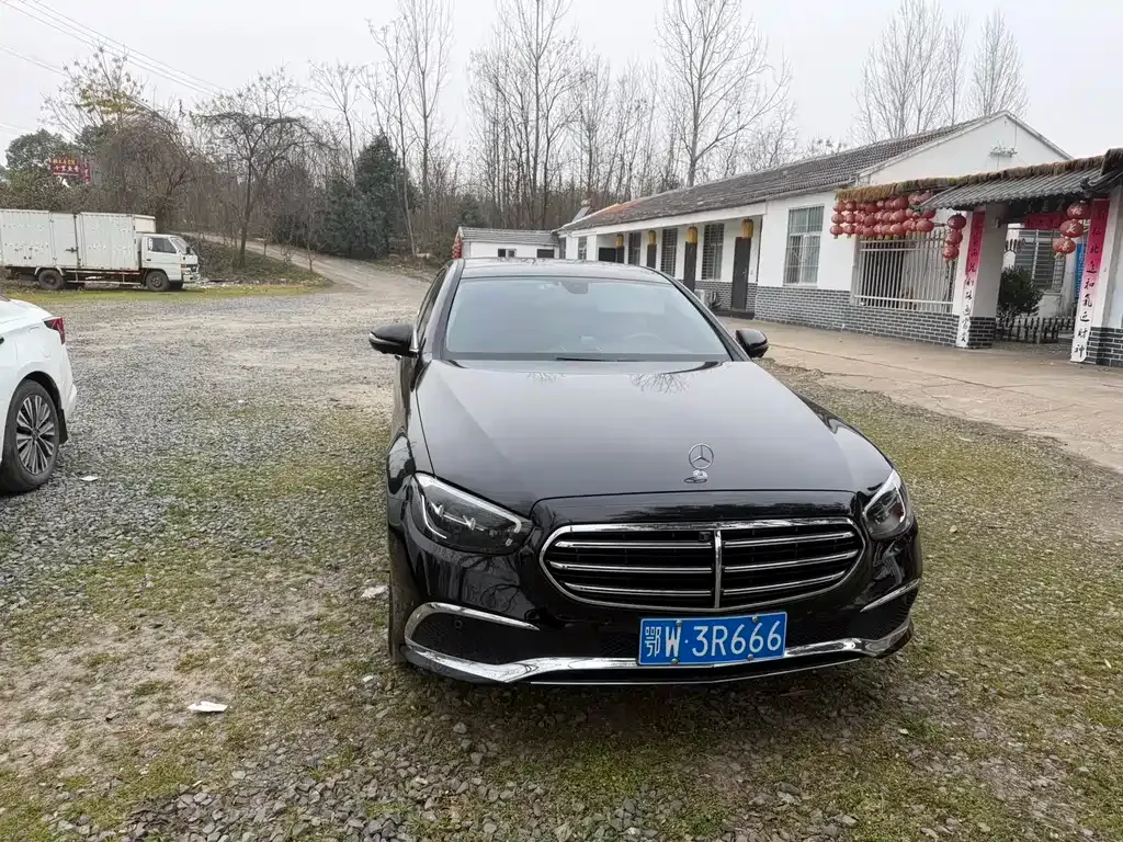 Mercedes-Benz E-Class 2023 из CN, фото 1