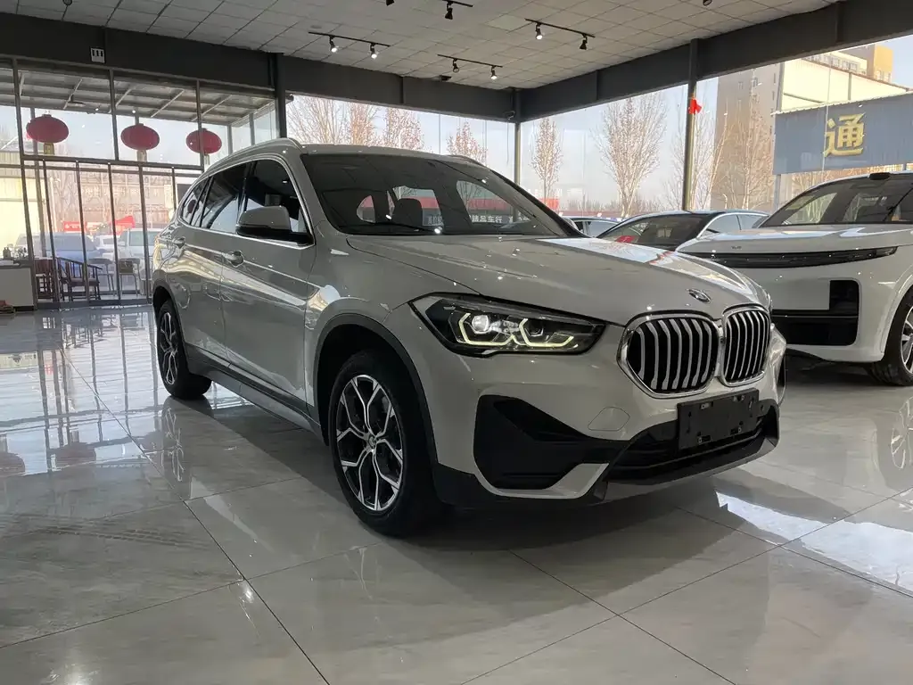 BMW X1 — фото 3