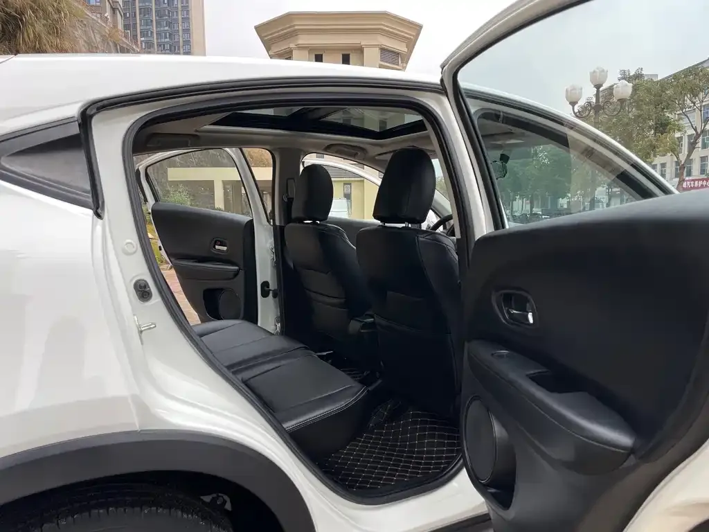 Honda Vezel 2022 из CN, фото 6