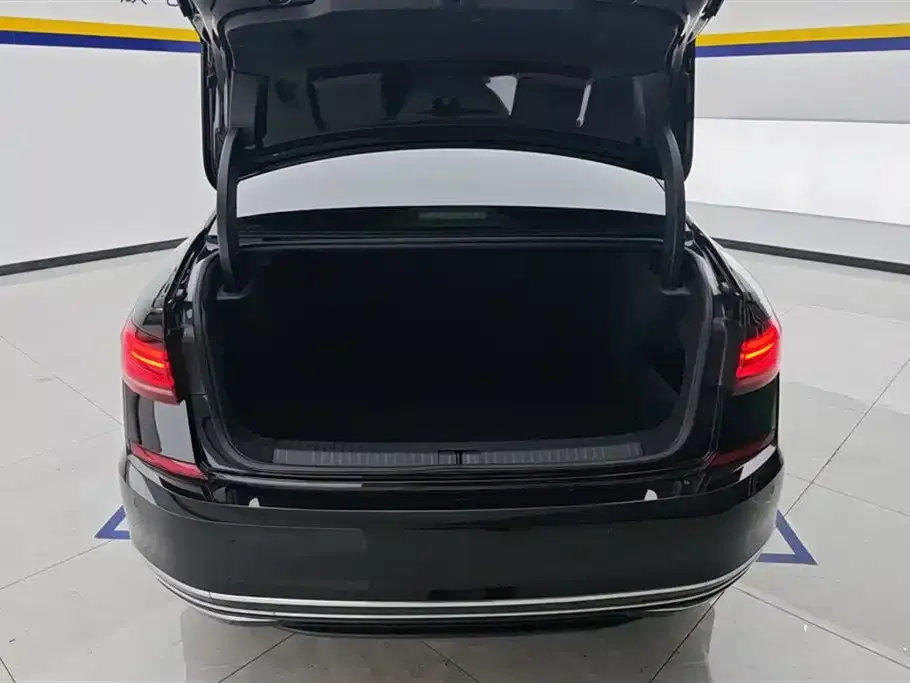 Volkswagen Passat 2022 из CN, фото 2