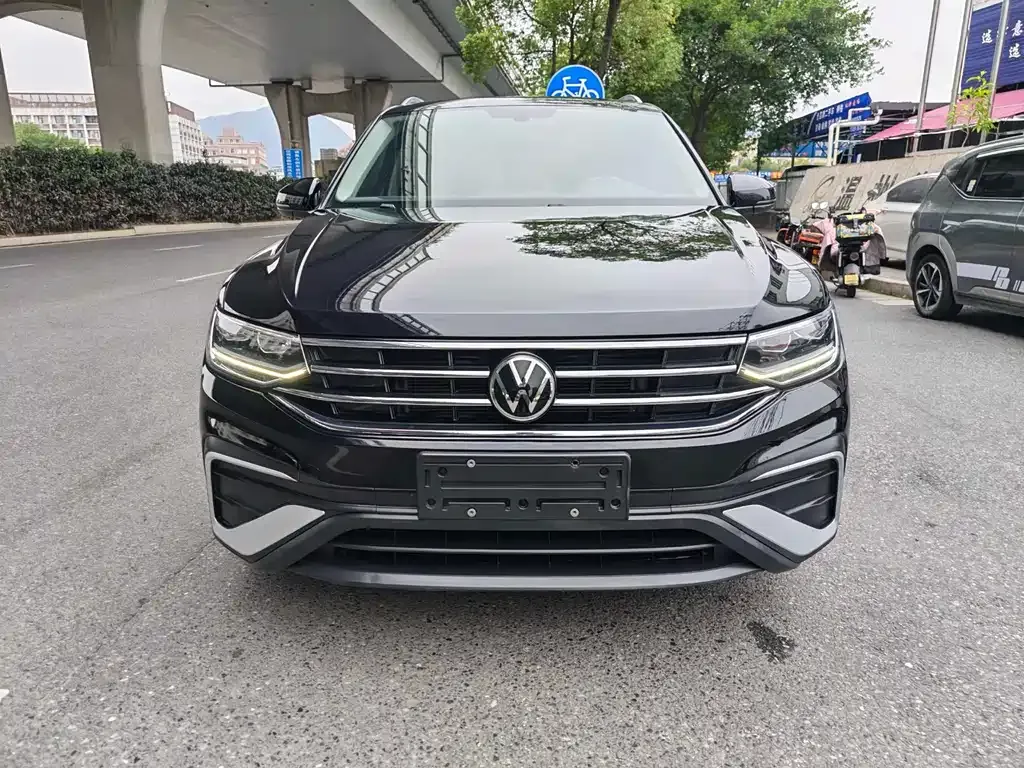 Volkswagen Tiguan L 2021 из CN, фото 5