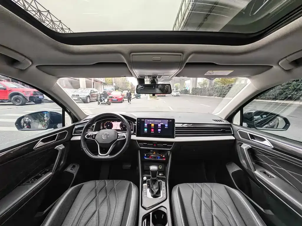 Volkswagen Tiguan L 2021 из CN, фото 6