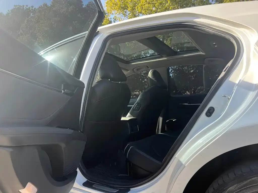 Toyota Camry 2022 из CN, фото 6
