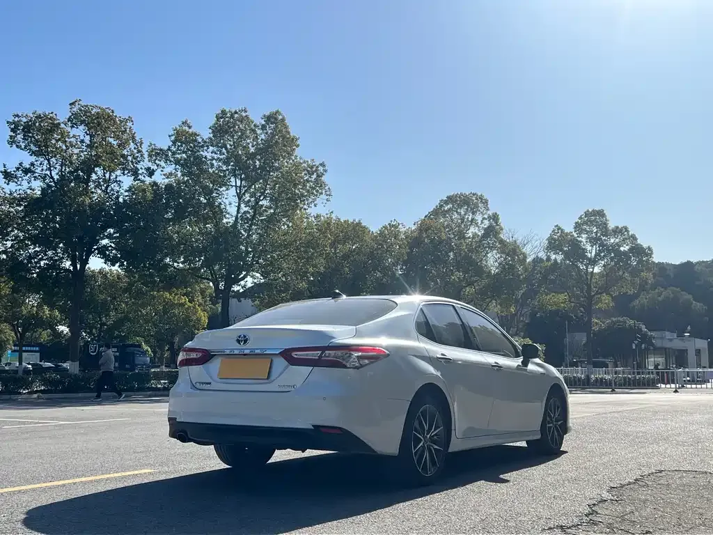 Toyota Camry 2022 из CN, фото 5