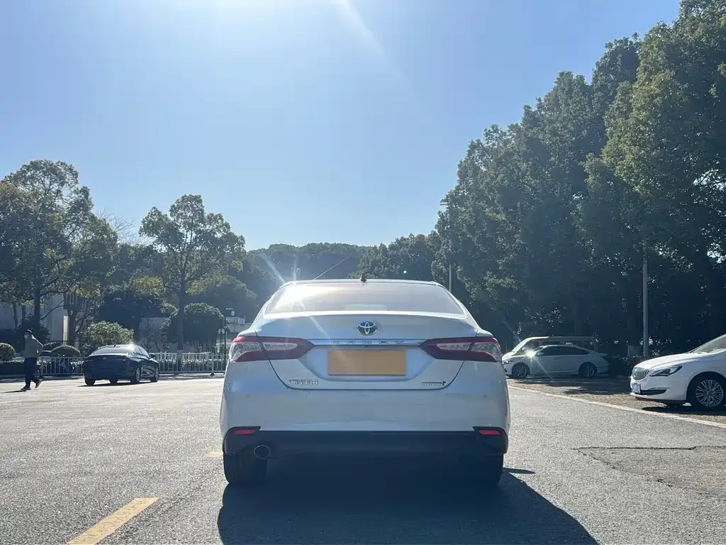Toyota Camry 2022 из CN, фото 4