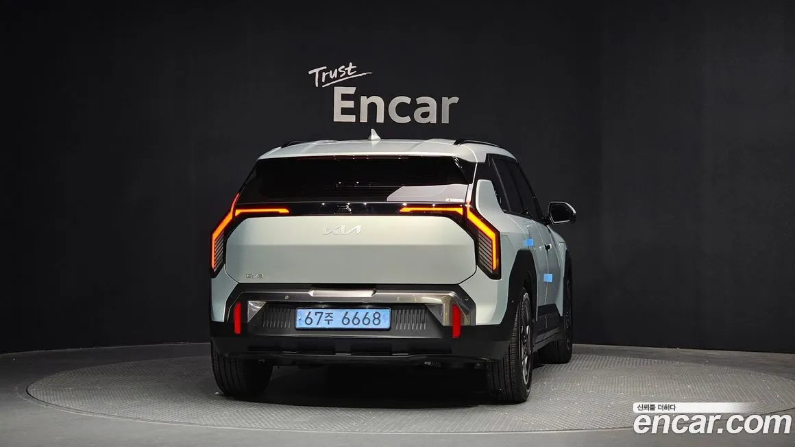 Kia EV3 — фото 2