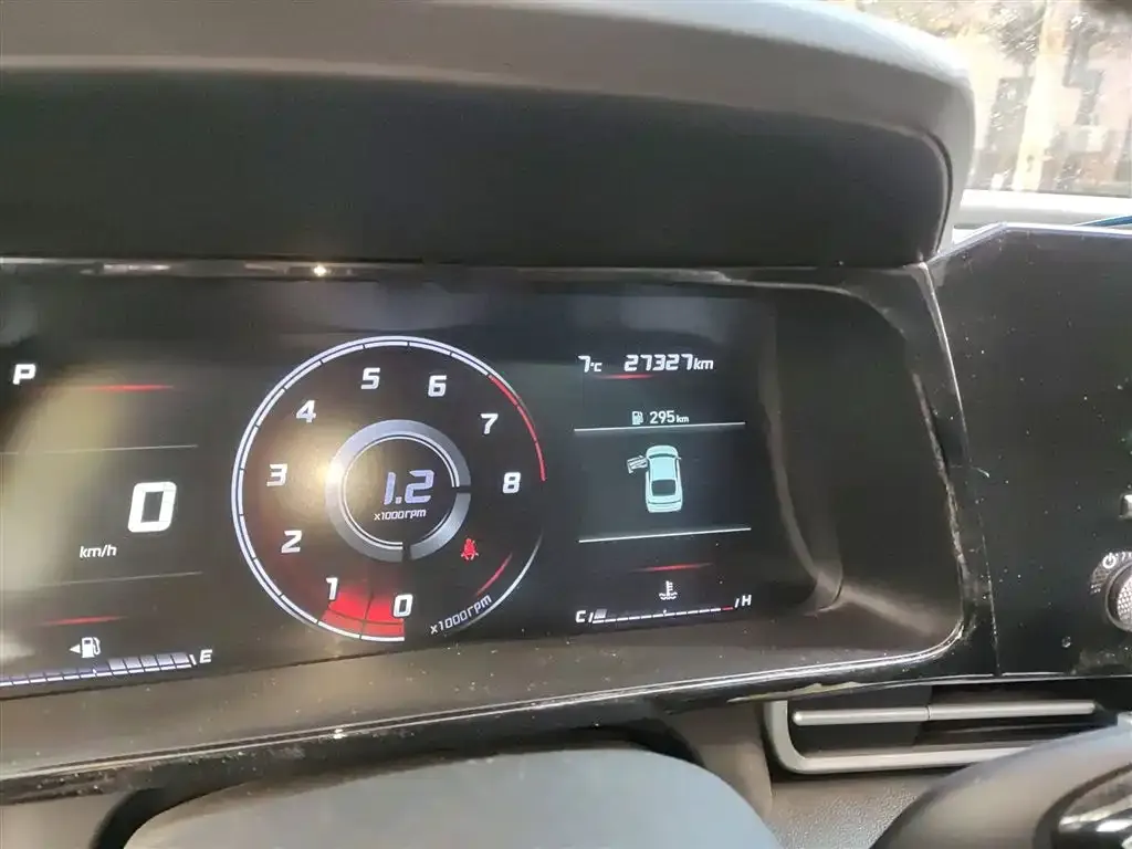 Hyundai Elantra 2022 из CN, фото 5