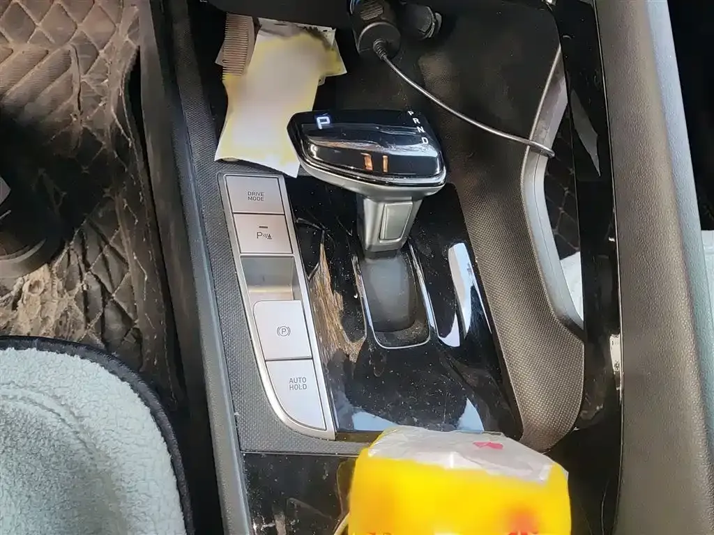 Hyundai Elantra 2022 из CN, фото 7