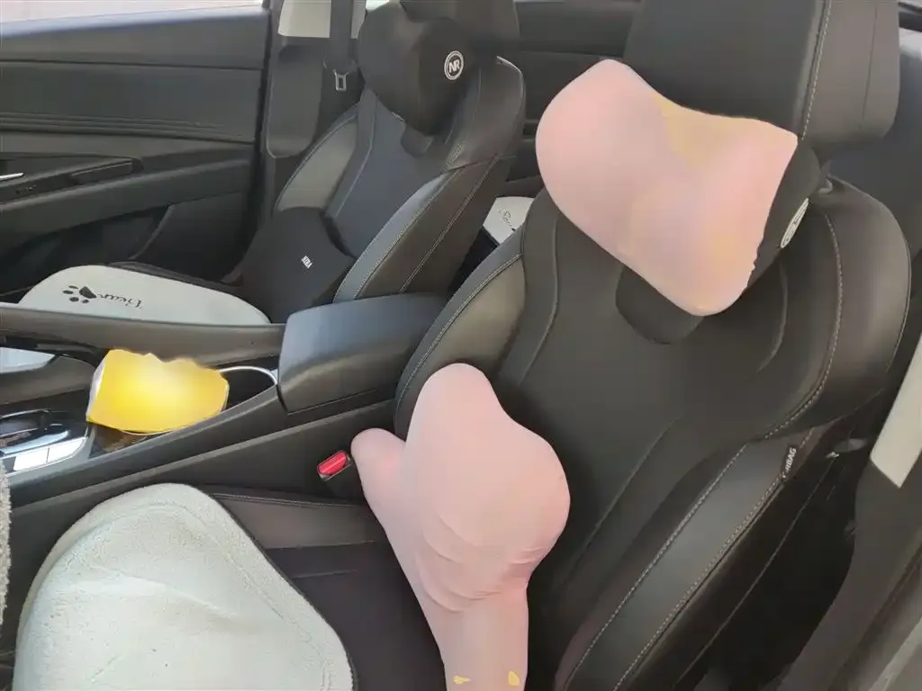Hyundai Elantra 2022 из CN, фото 8