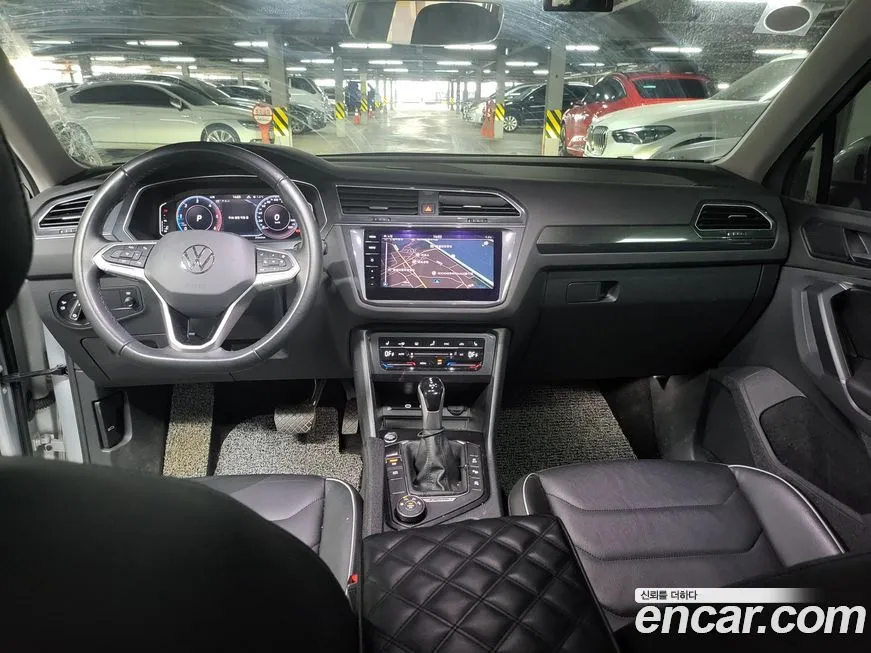 Volkswagen Tiguan — фото 7