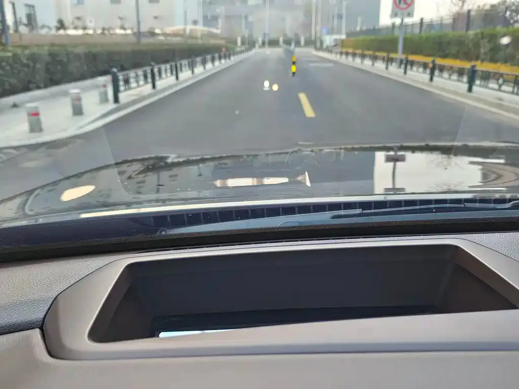 Geely Xingyue L 2025 из CN, фото 4