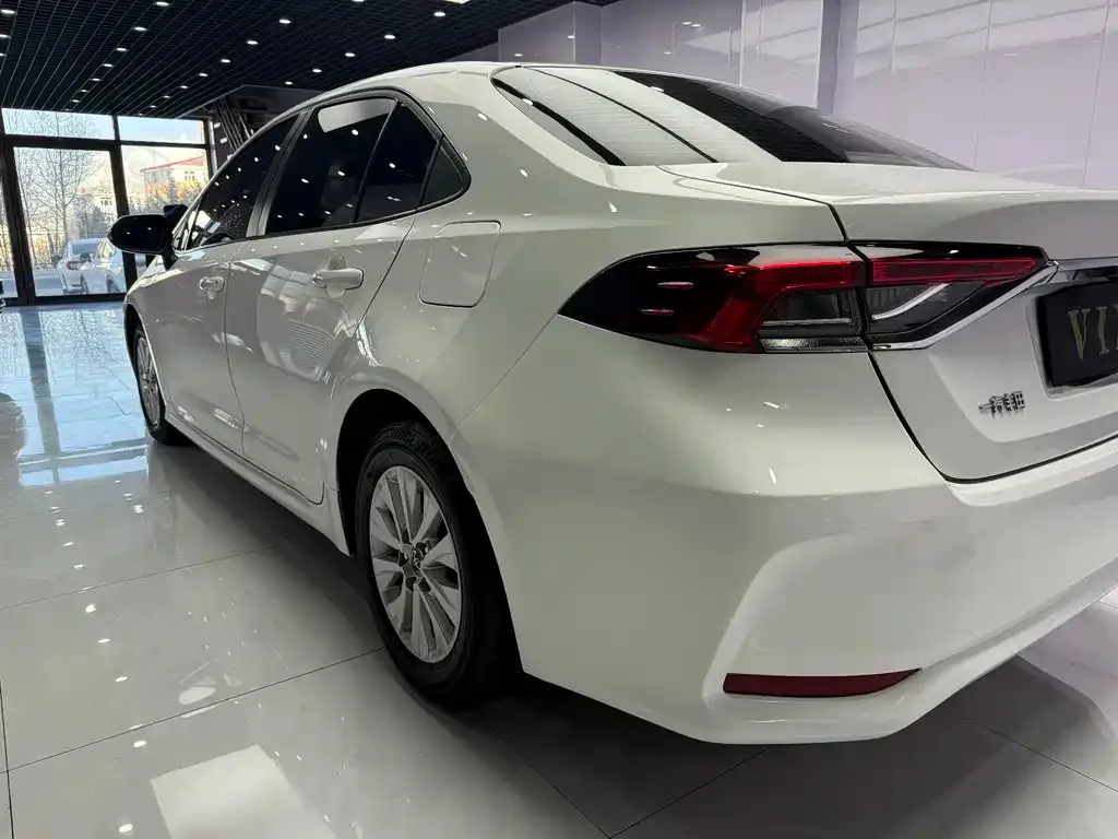 Toyota Corolla 2021 из CN, фото 6