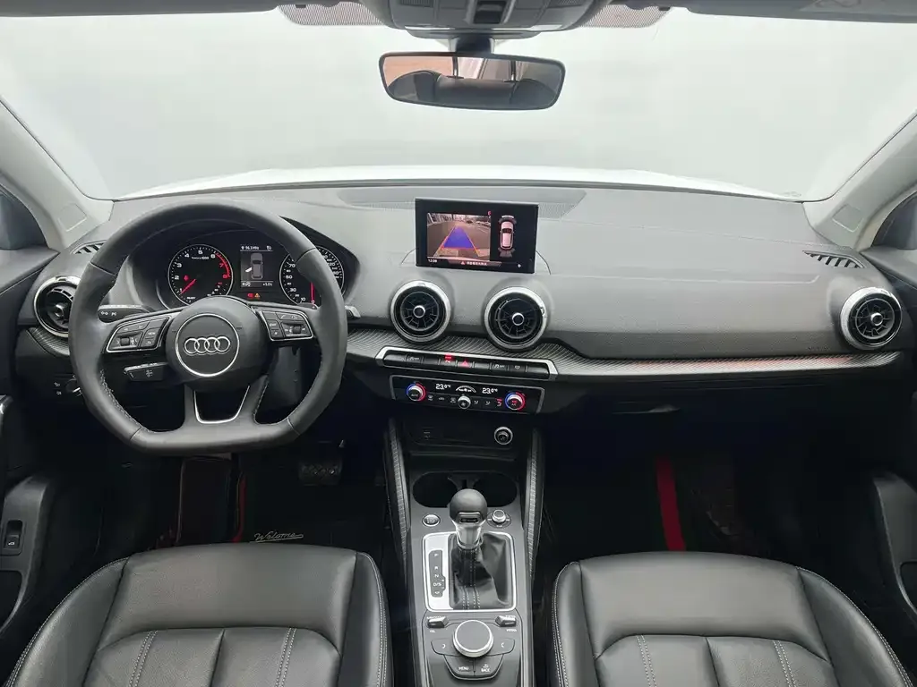 Audi Q2L 2024 из CN, фото 9