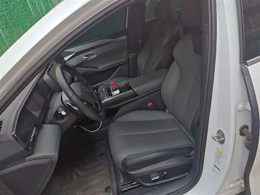 BYD Qin L 2025 из CN, фото 2