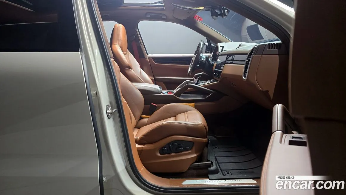Porsche Cayenne 2023 из KR, фото 10
