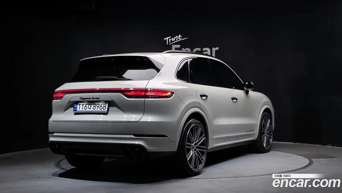 Porsche Cayenne 2023 из KR, фото 2