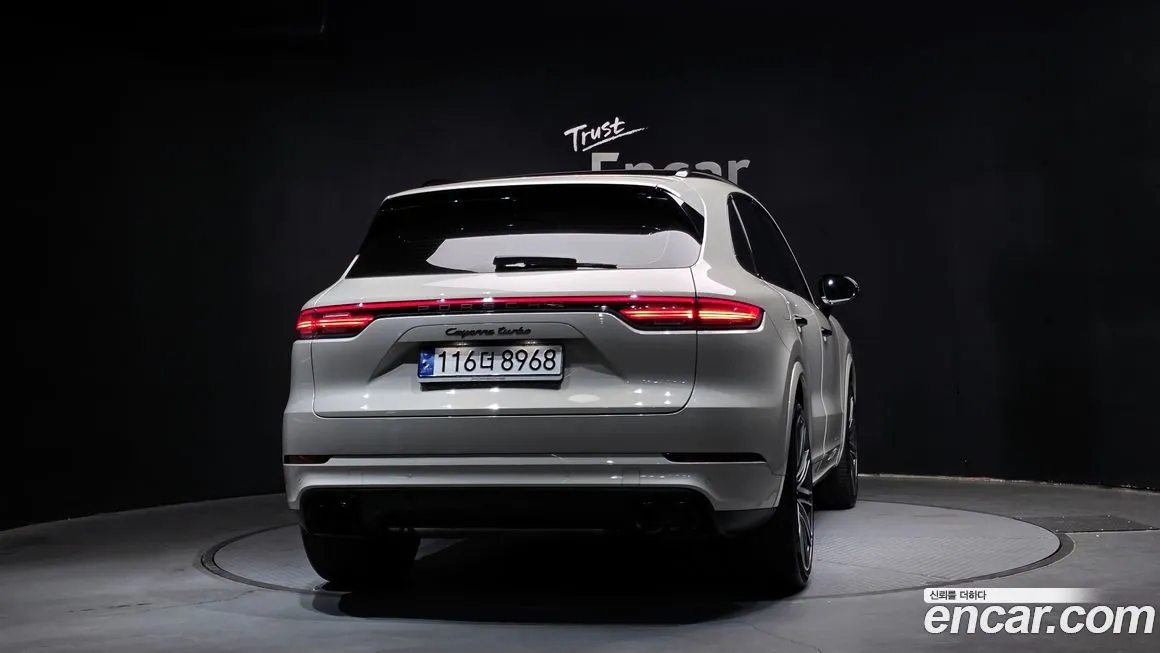 Porsche Cayenne 2023 из KR, фото 4