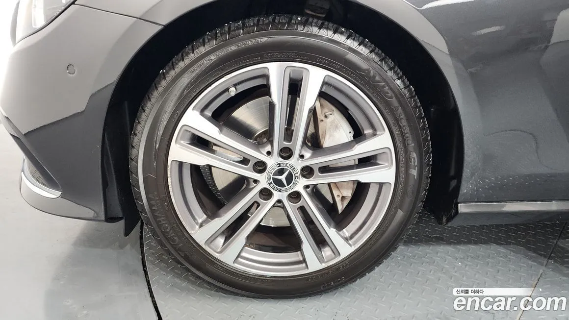 Mercedes-Benz E-Class 2021 из KR, фото 6