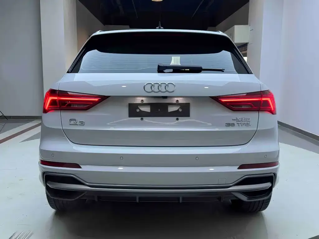 Audi Q3 2022 из CN, фото 5