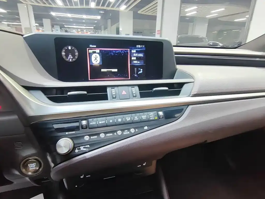 Lexus ES 2021 из CN, фото 9