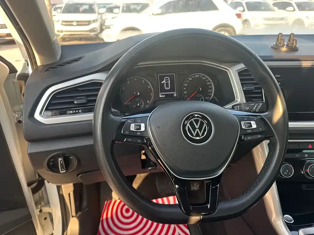 Volkswagen T-Roc 2022 из CN, фото 6