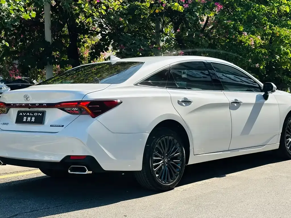 Toyota Avalon 2022 из CN, фото 4