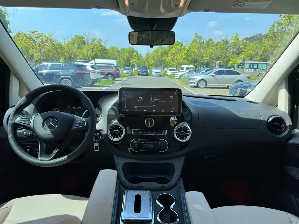 Mercedes-Benz Vito 2023 из CN, фото 6