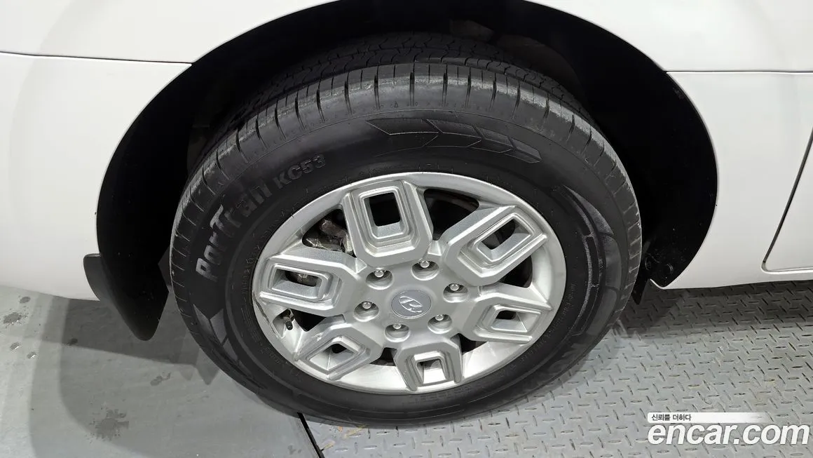 Hyundai Staria — фото 10