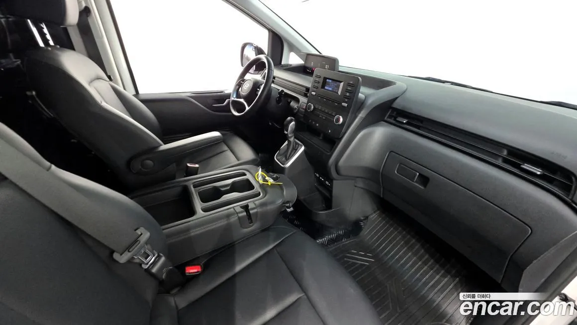 Hyundai Staria — фото 6
