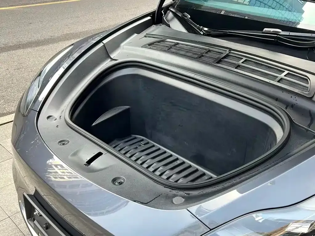 Tesla Model Y 2023 из CN, фото 10