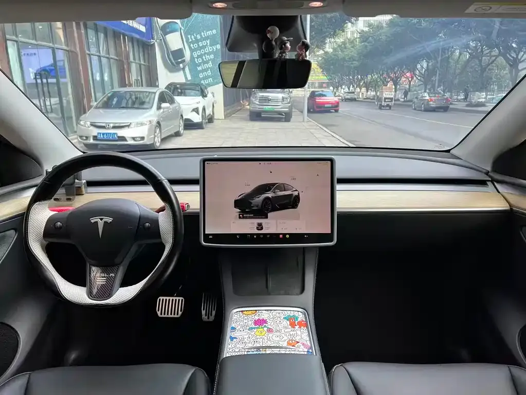 Tesla Model Y 2023 из CN, фото 5