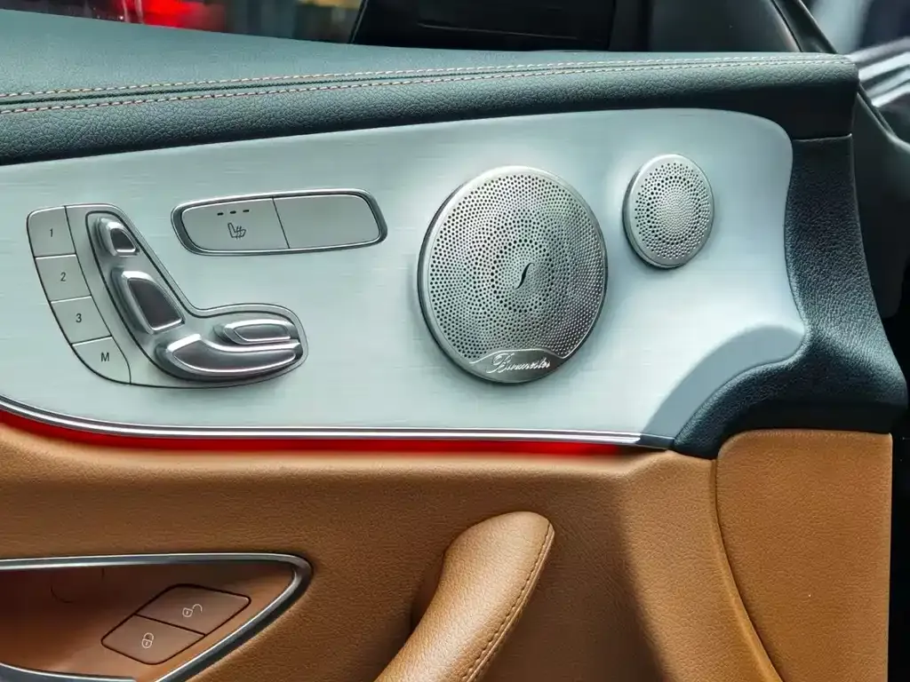 Mercedes-Benz E-Class (Import) 2021 из CN, фото 4