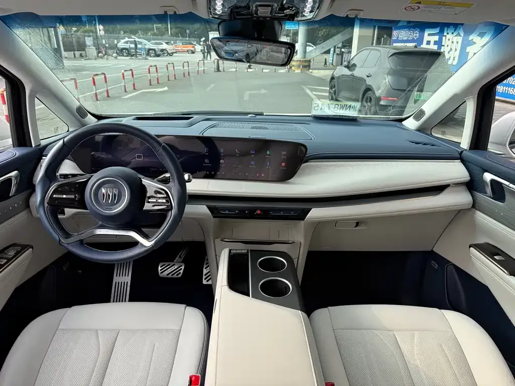 Buick GL8 Hybrid — фото 4