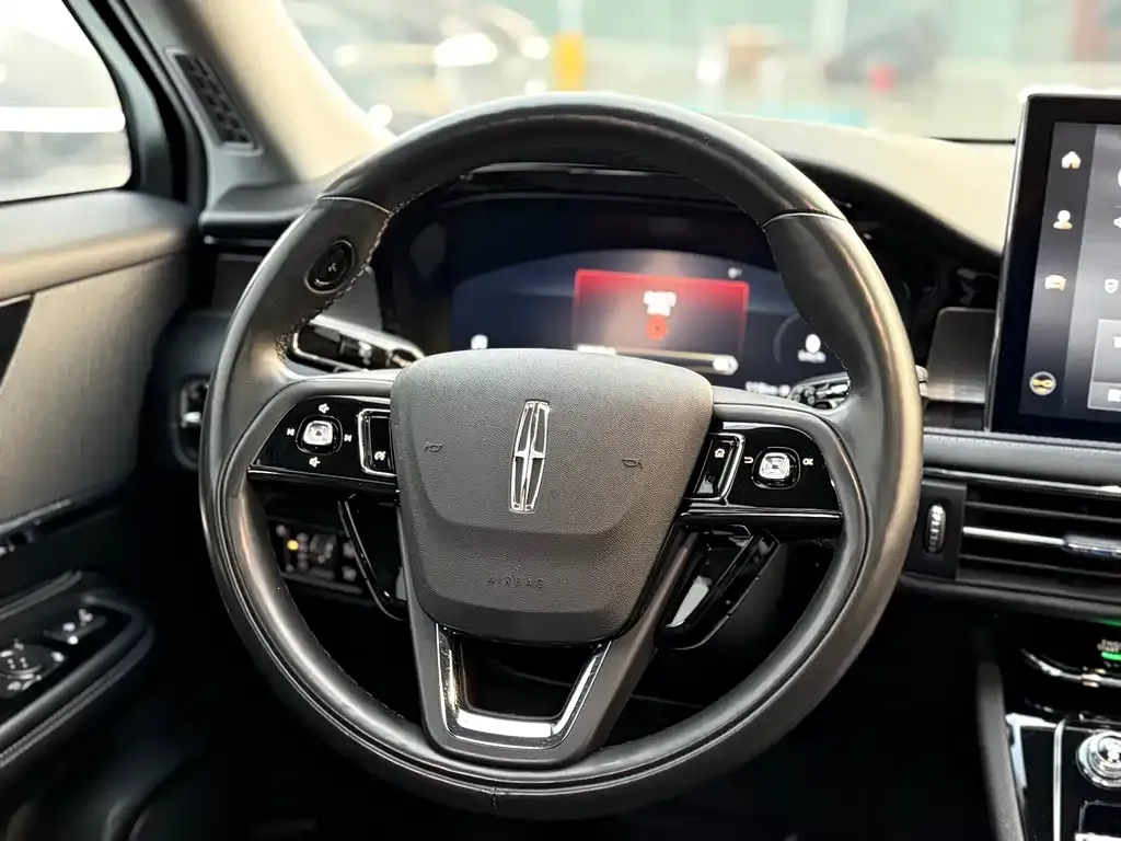 Lincoln Corsair 2023 из CN, фото 7