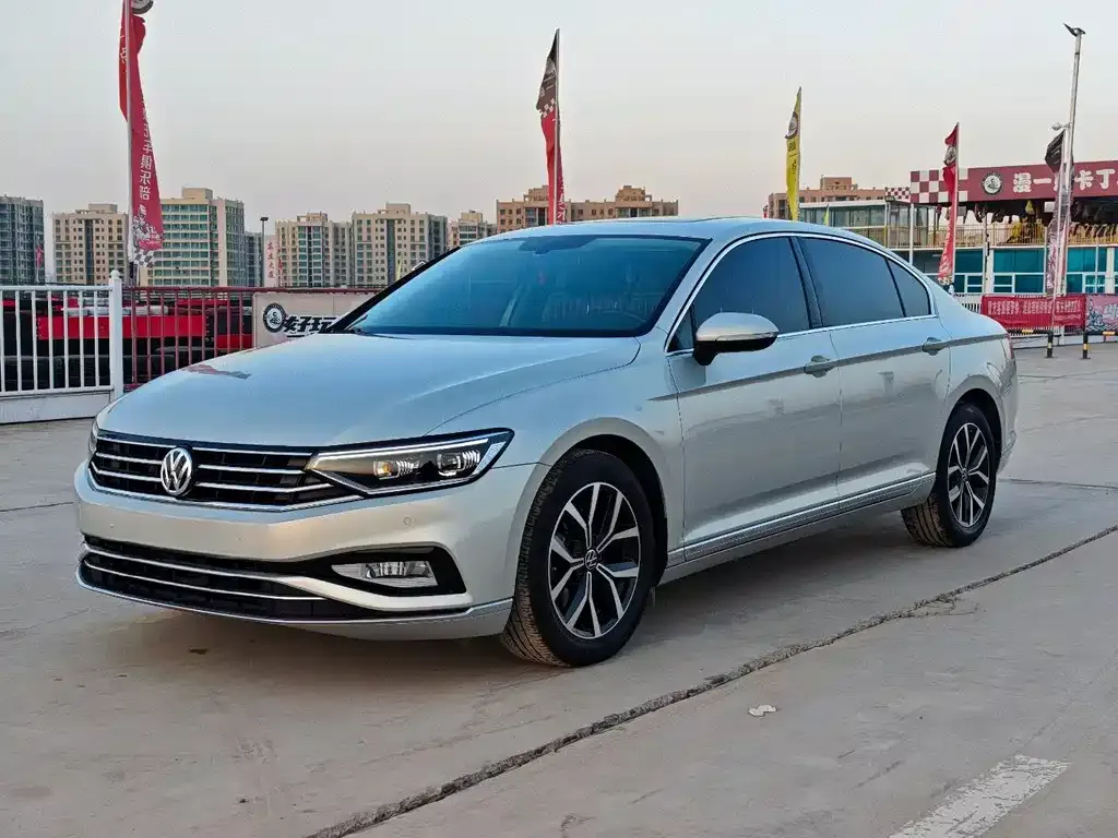 Volkswagen Magotan 2021 из CN, фото 1