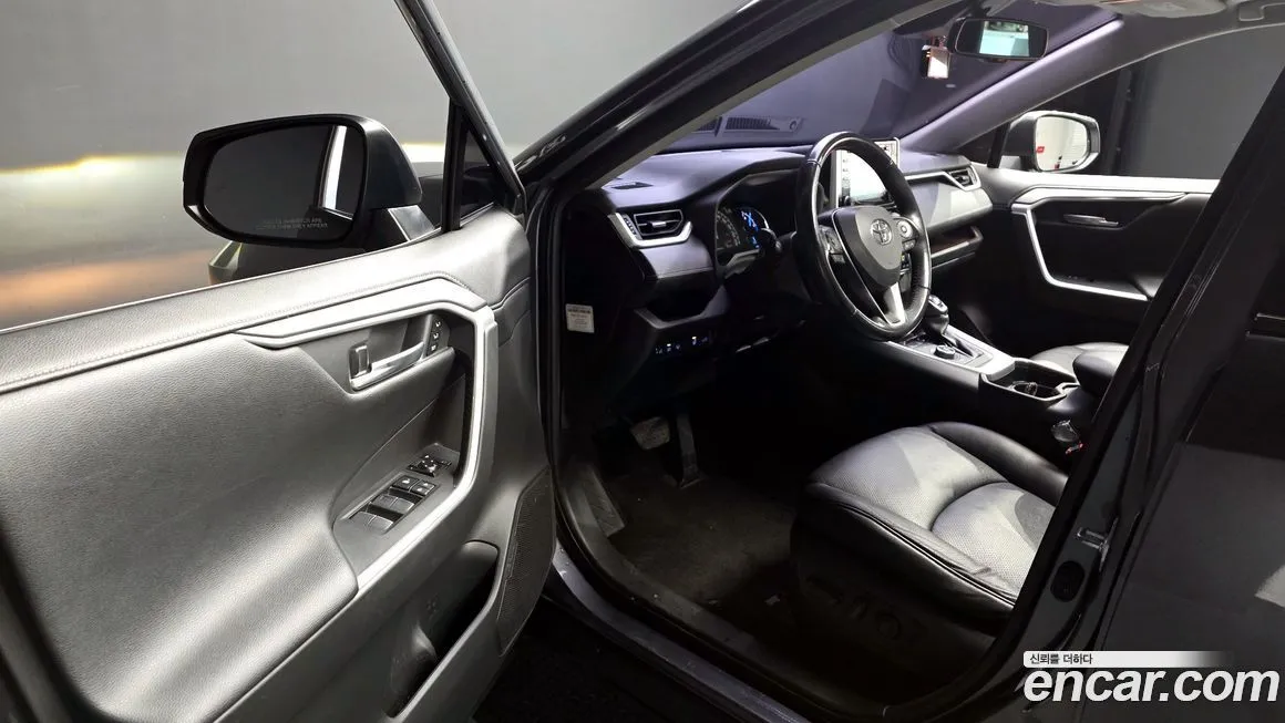 Toyota RAV4 2021 из KR, фото 10