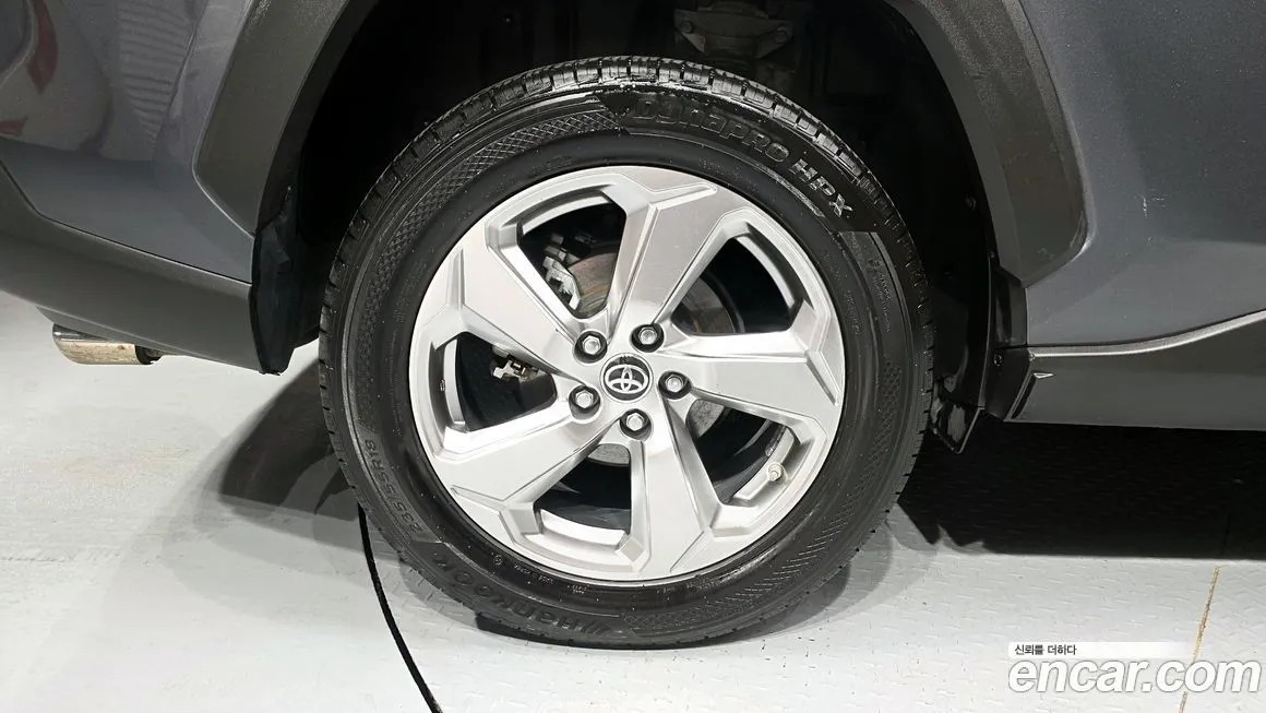 Toyota RAV4 2021 из KR, фото 5