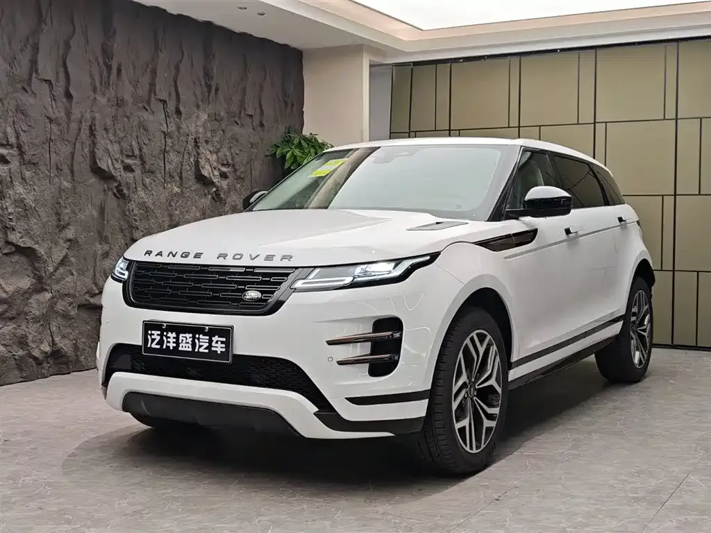 Land Rover Evoque — фото 1