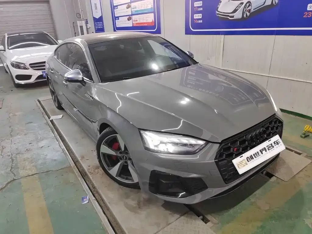 Audi S5 2021 из CN, фото 1