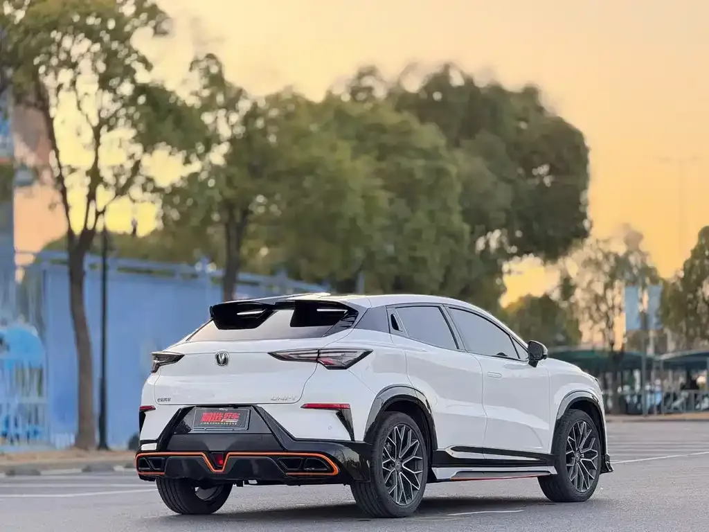 Changan UNI-T 2023 из CN, фото 9