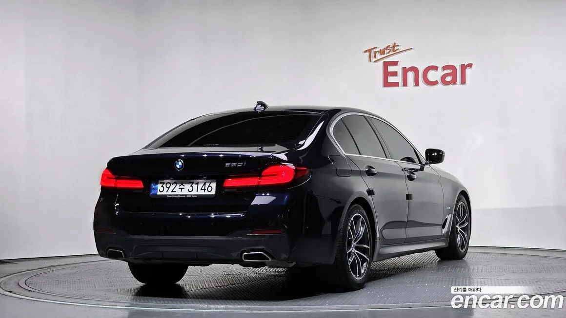 BMW 5-Series 2022 из KR, фото 2
