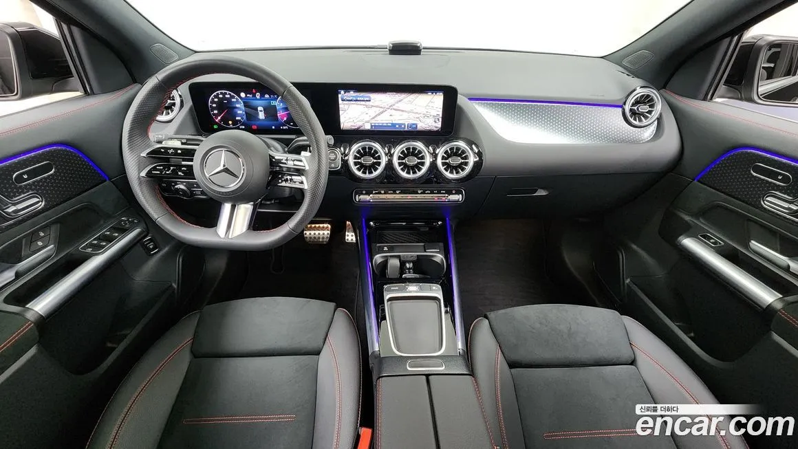 Mercedes-Benz GLA-Class — фото 10