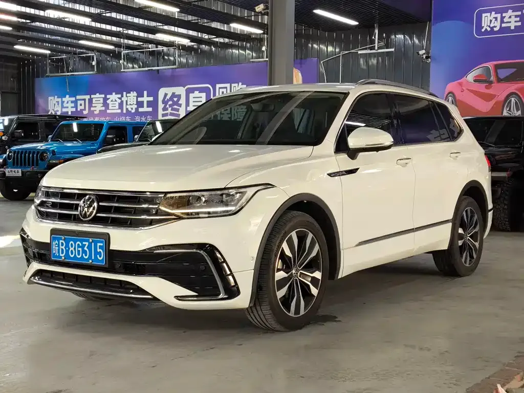 Volkswagen Tiguan L 2023 из CN, фото 1