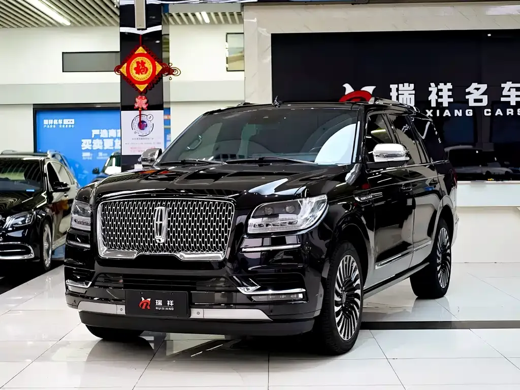 Lincoln Navigator 2022 из CN, фото 1