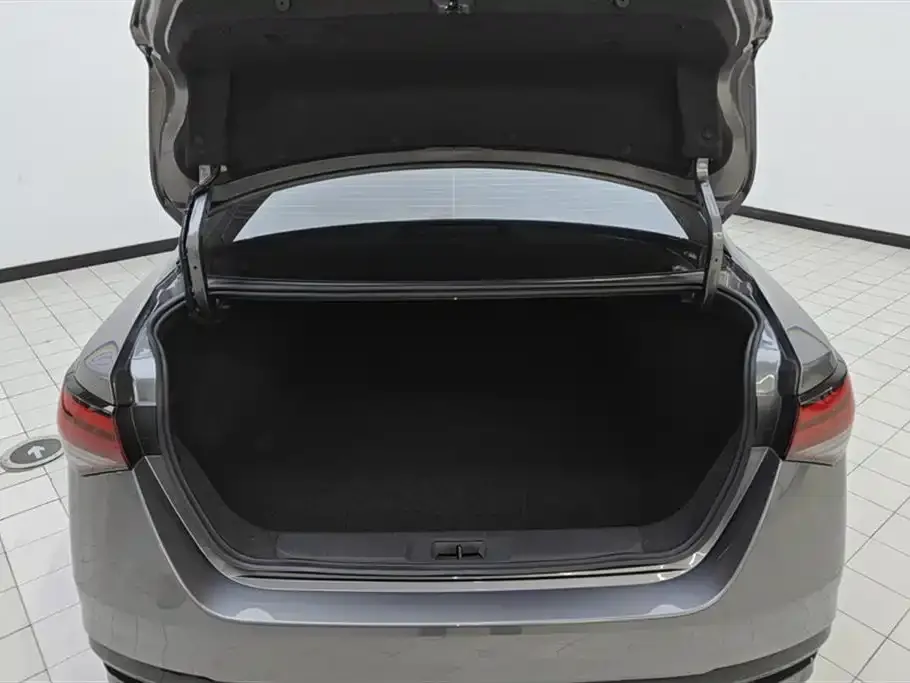 Nissan Sylphy 2025 из CN, фото 4