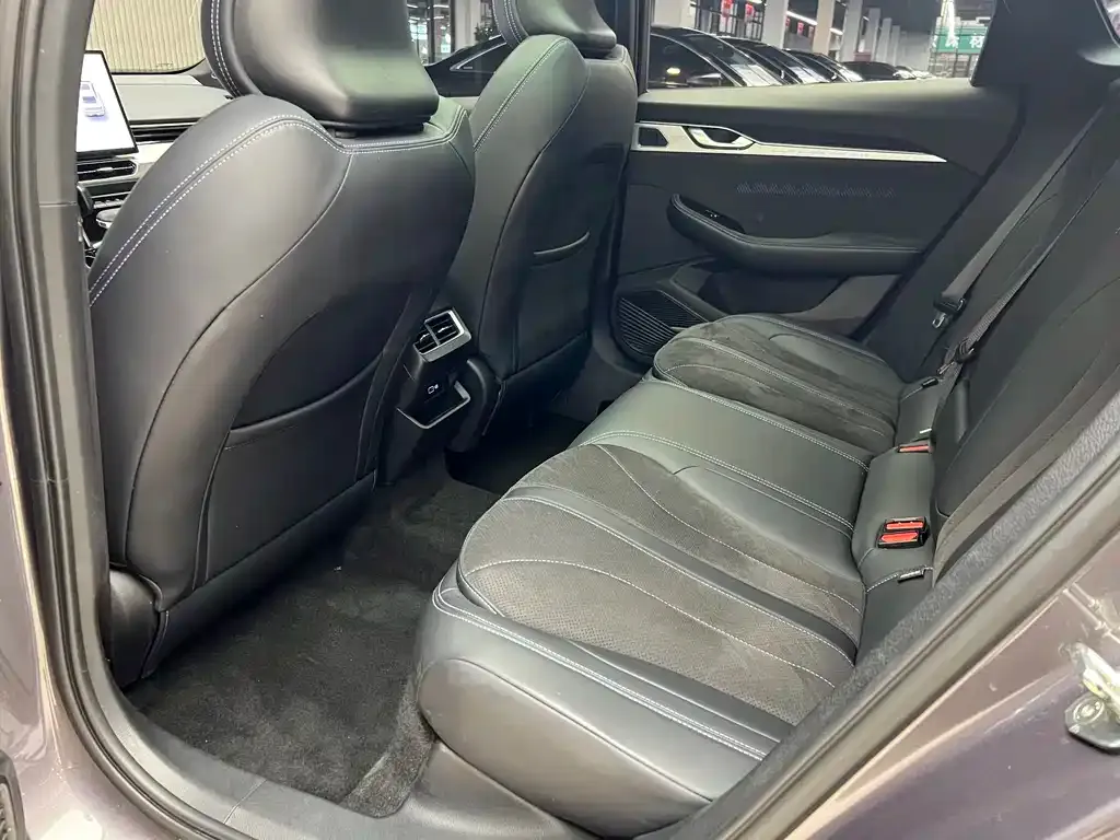 Geely Xingrui 2024 из CN, фото 4