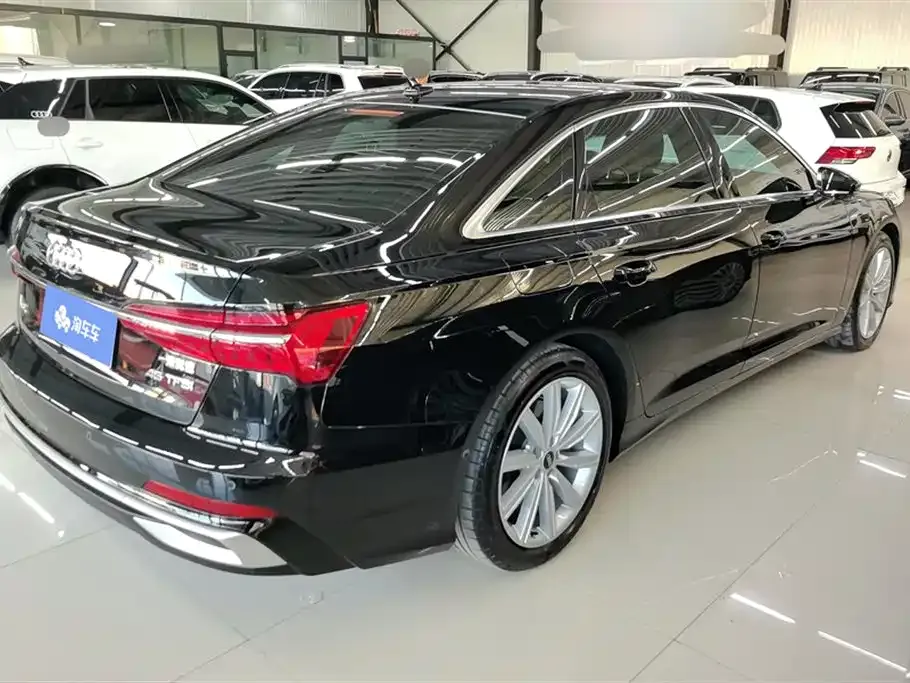 Audi A6L 2024 из CN, фото 2