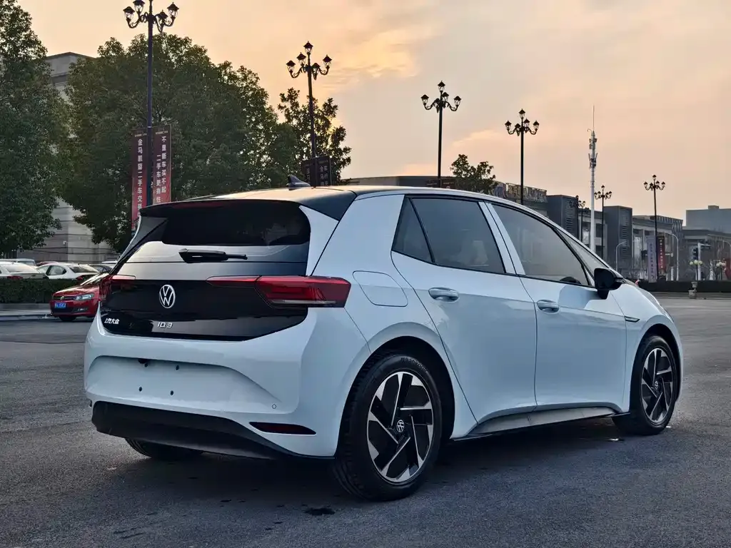 Volkswagen ID.3 2023 из CN, фото 4