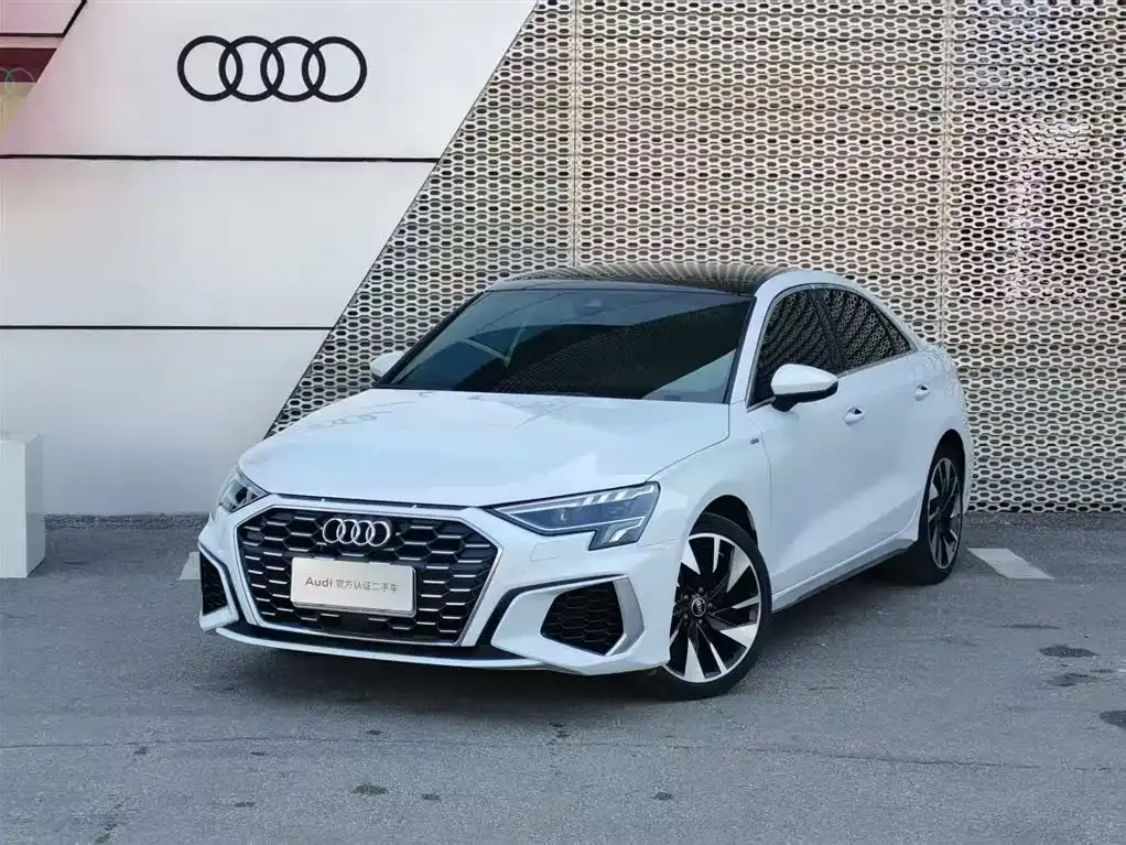 Audi A3 2024 из CN, фото 1