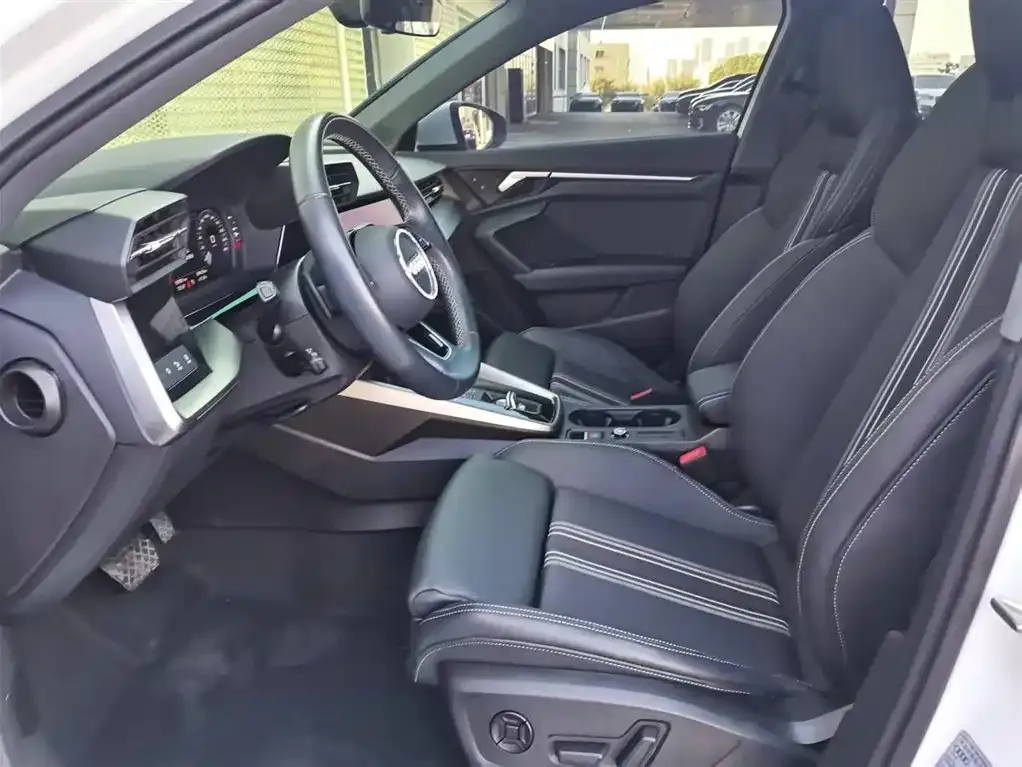 Audi A3 2024 из CN, фото 9